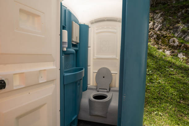 Best Portable restroom trailer rental  in Adamsville, TN